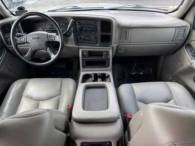2005 GMC 2500 Crew Cab, $22190. Photo 10