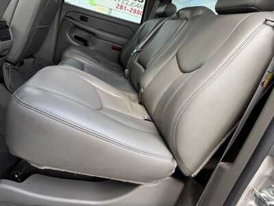 2005 GMC 2500 Crew Cab, $22190. Photo 7