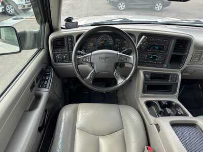 2005 GMC 2500 Crew Cab, $22190. Photo 8