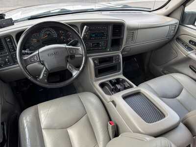2005 GMC 2500 Crew Cab, $22190. Photo 9