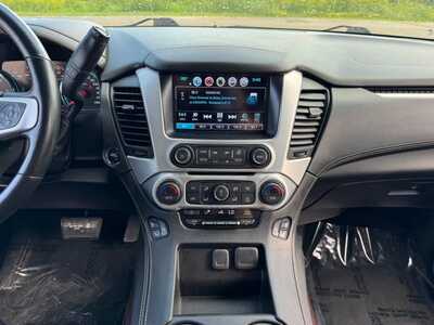 2017 GMC Yukon, $22490. Photo 2