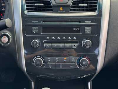2013 Nissan Altima, $7490. Photo 3