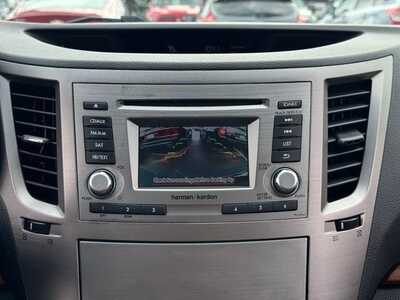 2013 Subaru Outback, $10490. Photo 4
