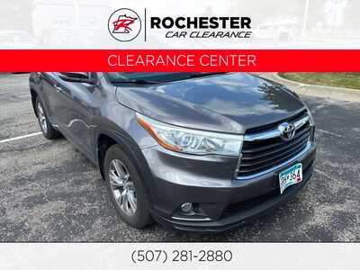 2015 Toyota Highlander, $13990. Photo 1
