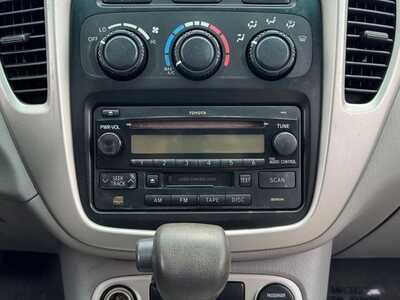 2007 Toyota Highlander, $6990. Photo 12