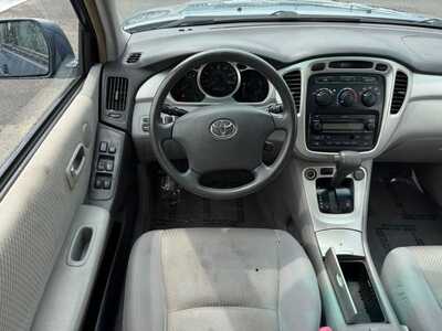 2007 Toyota Highlander, $6990. Photo 9
