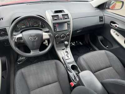 2013 Toyota Corolla, $9990. Photo 9