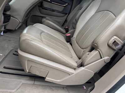 2015 GMC Acadia, $11340. Photo 9