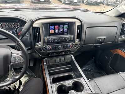 2017 Chevrolet 1500 Crew Cab, $19499. Photo 2