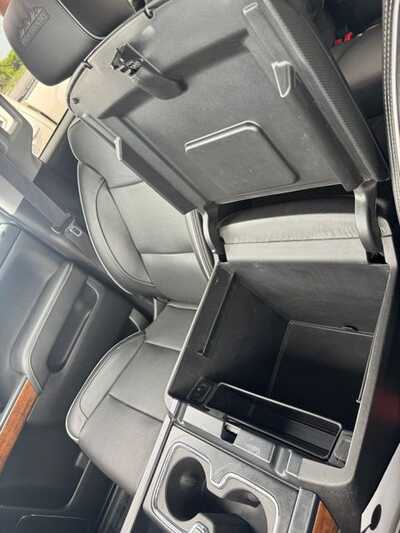 2017 Chevrolet 1500 Crew Cab, $19499. Photo 7