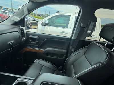 2017 Chevrolet 1500 Crew Cab, $19499. Photo 9