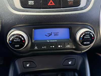 2012 Hyundai Tucson, $6990. Photo 4