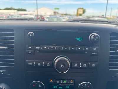 2013 Chevrolet 1500 Crew Cab, $15999. Photo 3