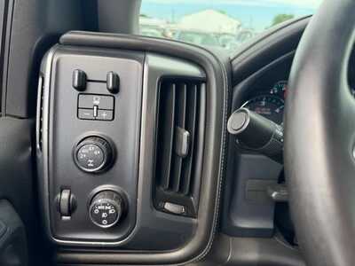 2015 Chevrolet 1500 Crew Cab, $20990. Photo 12