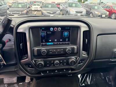 2015 Chevrolet 1500 Crew Cab, $20990. Photo 2