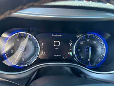 2021 Chrysler Pacifica, $16790. Photo 11