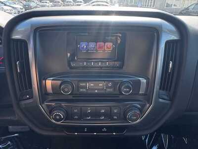 2014 Chevrolet 1500 Crew Cab, $11990. Photo 3