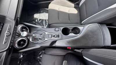 2021 Chevrolet Camaro, $18990. Photo 5