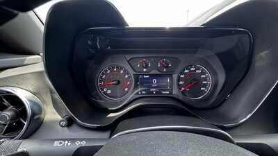 2021 Chevrolet Camaro, $18990. Photo 8