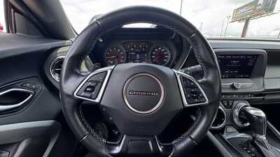 2021 Chevrolet Camaro, $18990. Photo 9
