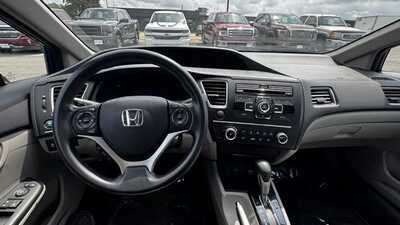2014 Honda Civic, $11490. Photo 2