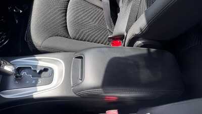 2016 Dodge Journey, $9390. Photo 6