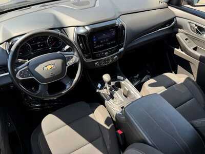 2021 Chevrolet Traverse, $16599. Photo 11