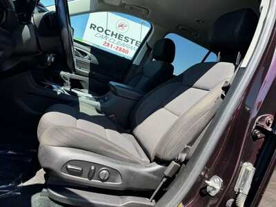 2021 Chevrolet Traverse, $16599. Photo 5