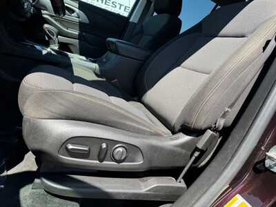 2021 Chevrolet Traverse, $16599. Photo 6