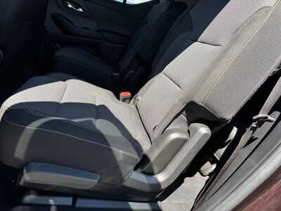 2021 Chevrolet Traverse, $16599. Photo 8