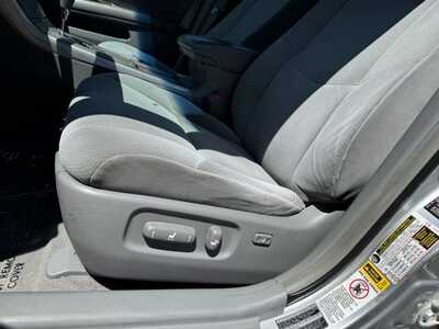 2007 Toyota Avalon, $7190. Photo 5