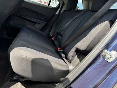 2017 Chevrolet Equinox, $8690. Photo 8