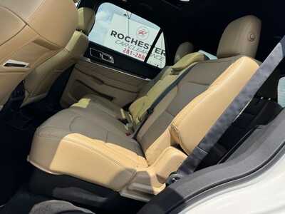 2016 Ford Explorer, $11950. Photo 12