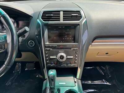 2016 Ford Explorer, $11950. Photo 2