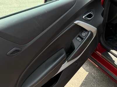 2021 Chevrolet Camaro, $18990. Photo 12