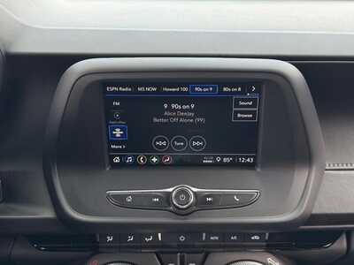 2021 Chevrolet Camaro, $18990. Photo 3