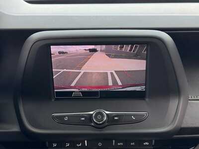 2021 Chevrolet Camaro, $18990. Photo 4