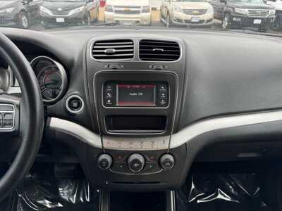 2017 Dodge Journey, $8991. Photo 2