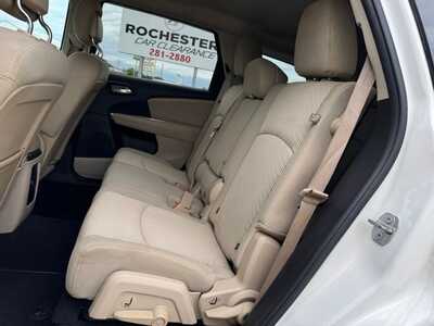 2017 Dodge Journey, $8991. Photo 9