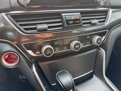 2020 Honda Accord, $17990. Photo 10