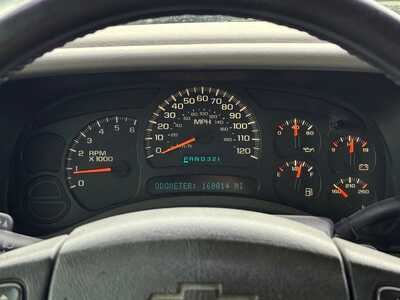2005 Chevrolet 1500 Crew Cab, $4990. Photo 7