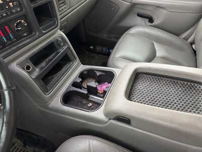 2005 Chevrolet 1500 Crew Cab, $4990. Photo 8
