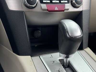 2013 Subaru Outback, $9991. Photo 12