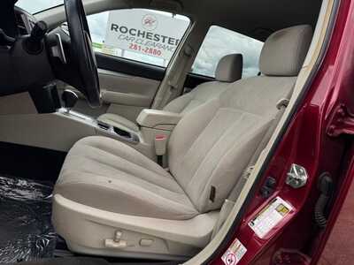 2013 Subaru Outback, $9991. Photo 4