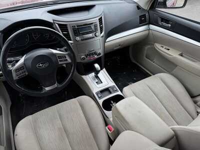 2013 Subaru Outback, $9991. Photo 9