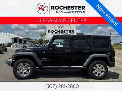 2015 Jeep Wrangler Unlimited, $13690. Photo 1