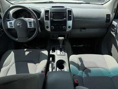2017 Nissan Frontier, $14790. Photo 10