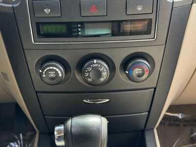 2007 Kia Sorento, $5490. Photo 11