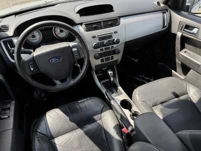 2011 Ford Focus, $5490. Photo 9