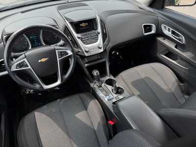 2017 Chevrolet Equinox, $10650. Photo 10